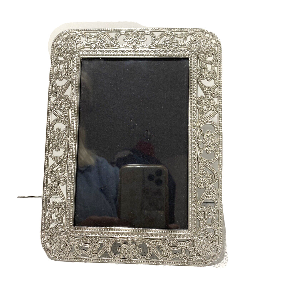 Sheffield Home Photo Frame 4 X 6 Ornate Silver Toned Textured Filigree Pattern